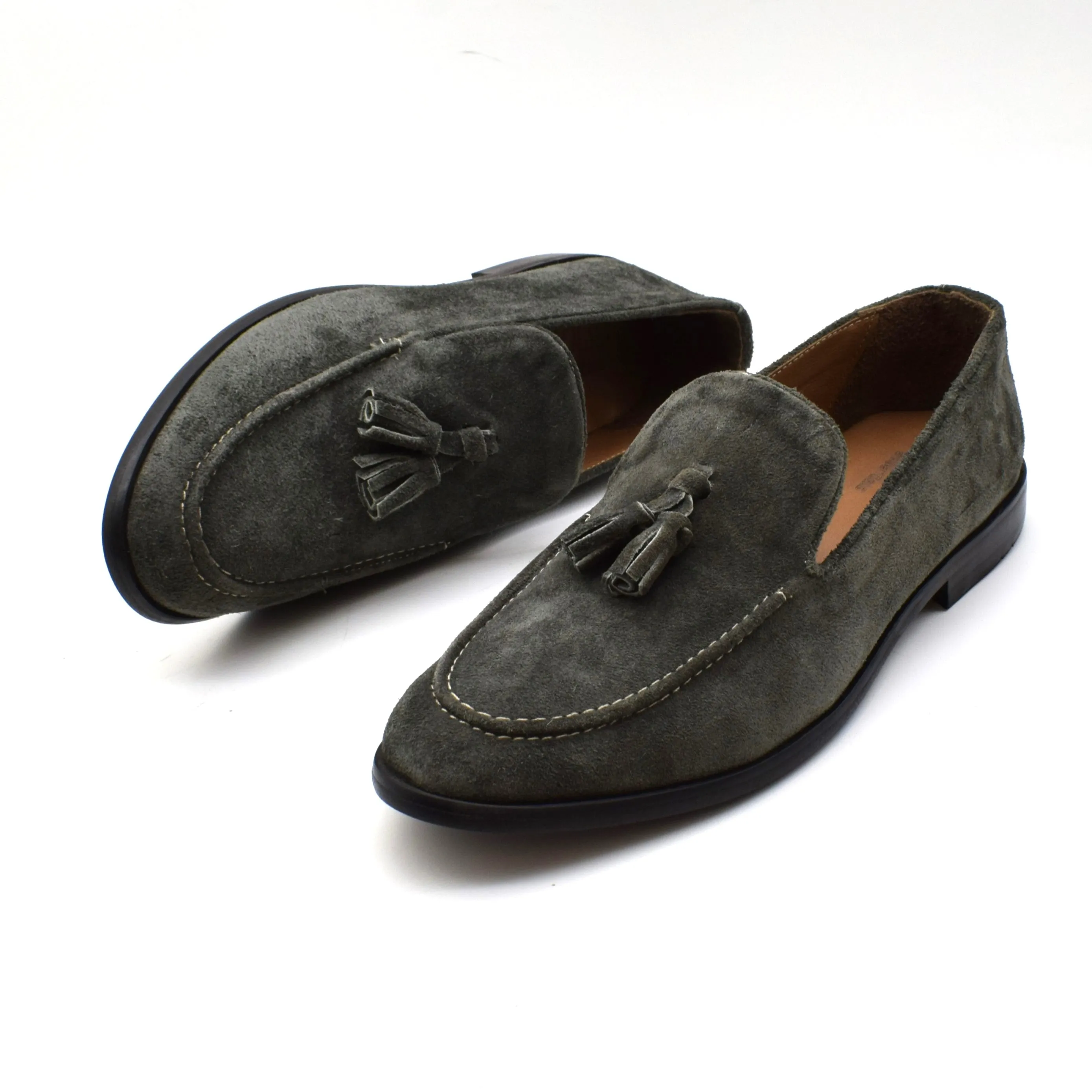 Calf Suede Tassel Loafer